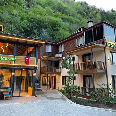 Aparthotel Lazmaris